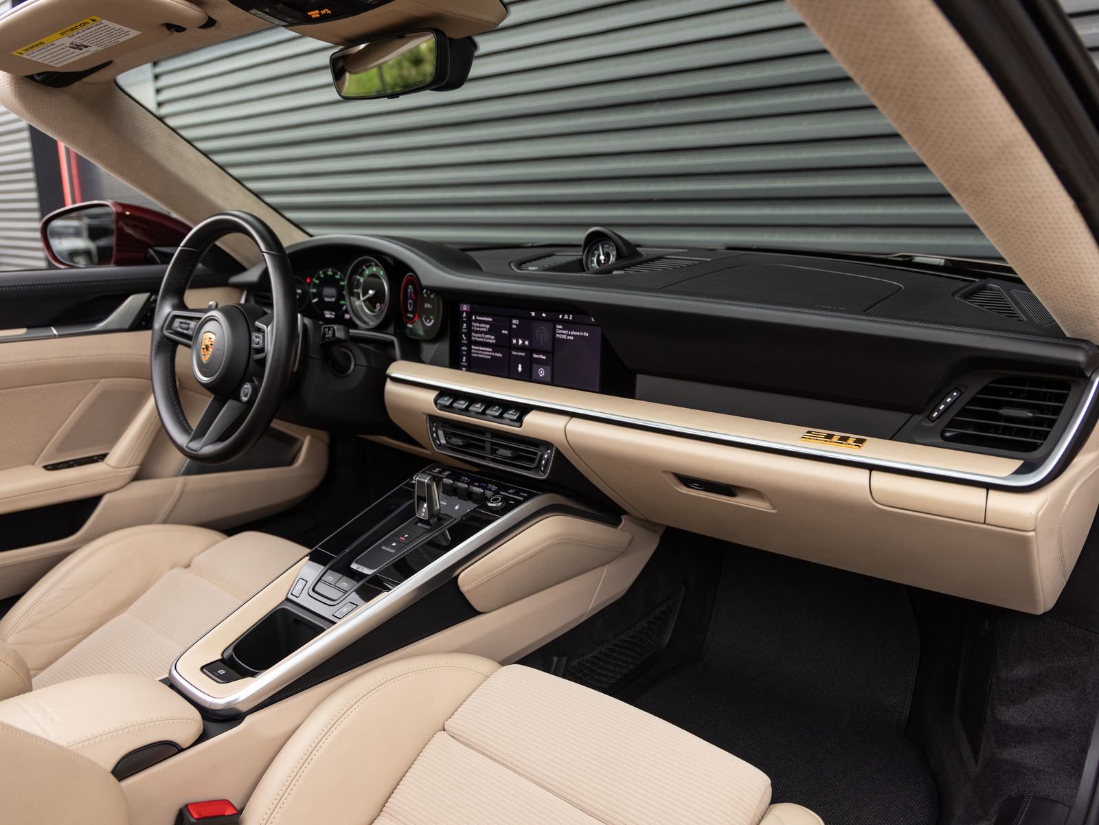 Certified 2021 Porsche 911 Targa 4S Heritage Design image 32