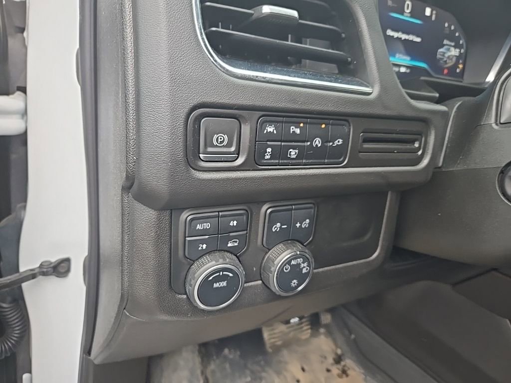 Used 2022 Chevrolet Tahoe RST w/ Luxury Package image 35