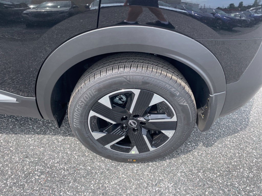 New 2026 Nissan Kicks SV w/ SV Premium Package AWD/4WD image 7