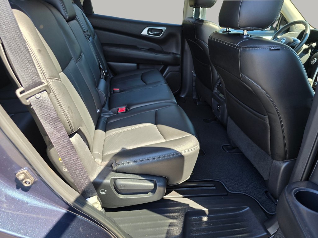 Used 2016 Nissan Pathfinder SL w/ SL Premium Package AWD/4WD image 28