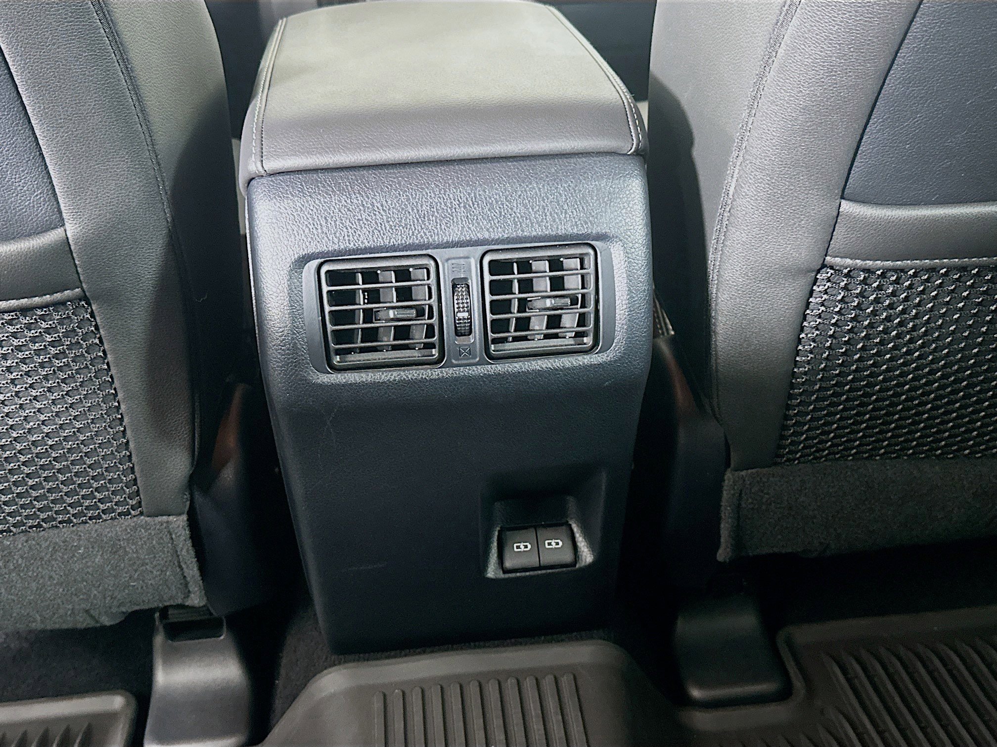Used 2024 Toyota 4Runner SR5 Premium RWD image 28
