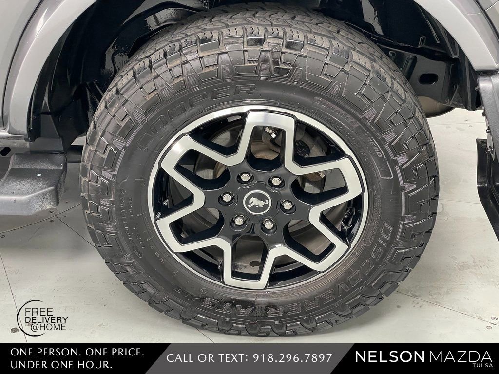 Used 2022 Ford Bronco Outer Banks AWD/4WD image 13