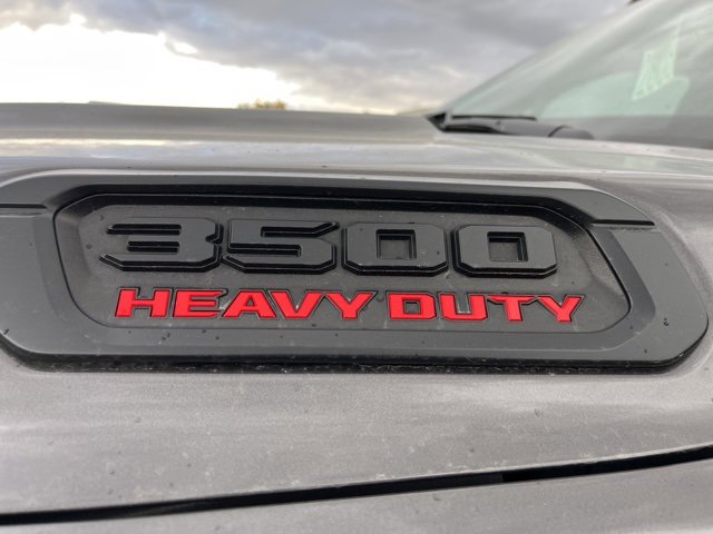 Used 2022 RAM 3500 Laramie w/ Night Edition image 9