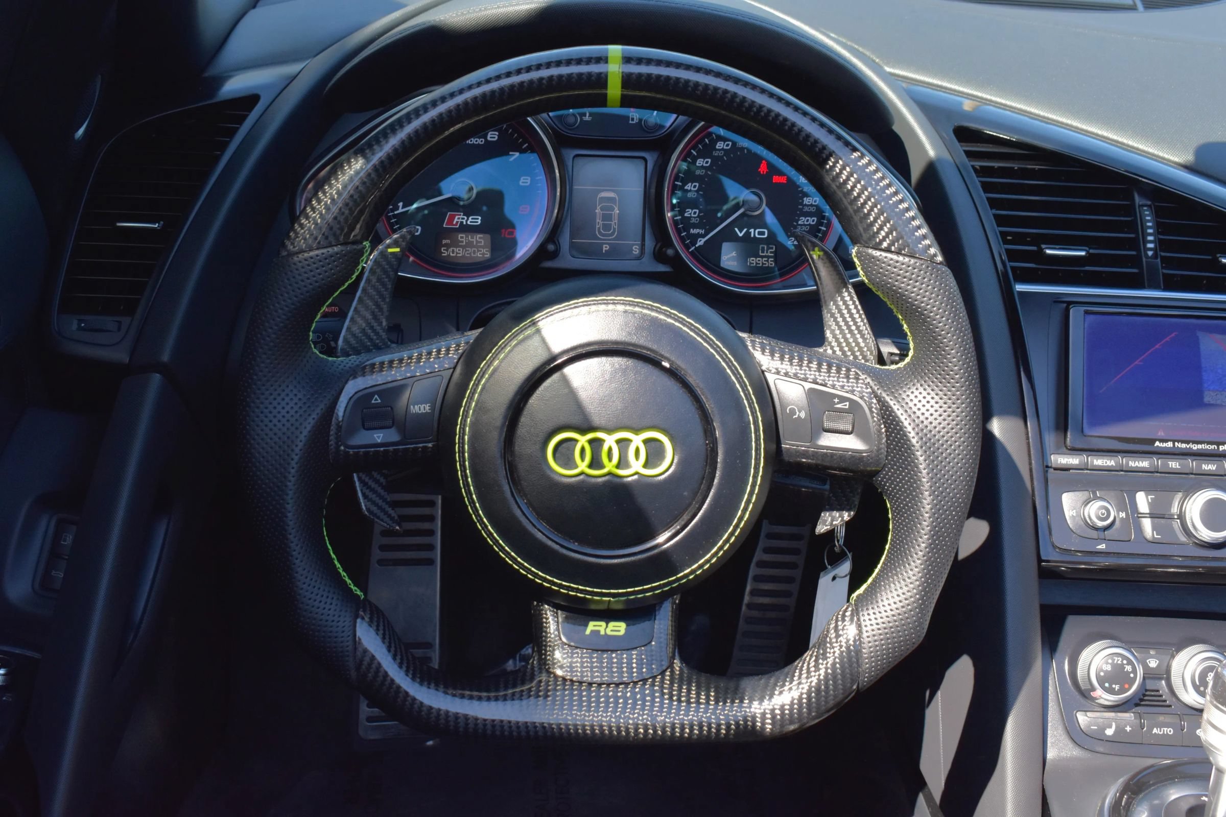 Used 2014 Audi R8 V10 AWD/4WD image 28