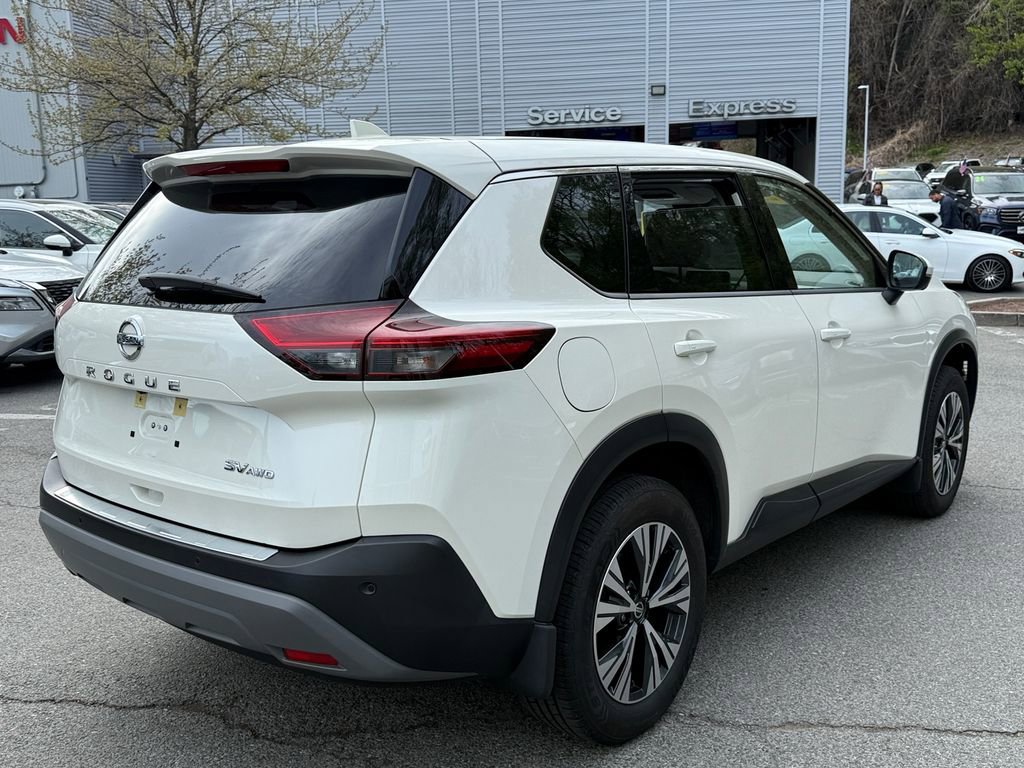 Used 2021 Nissan Rogue SV AWD/4WD image 6