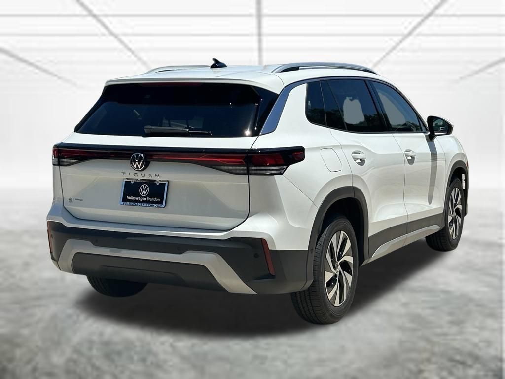 New 2026 Volkswagen Tiguan S FWD image 5