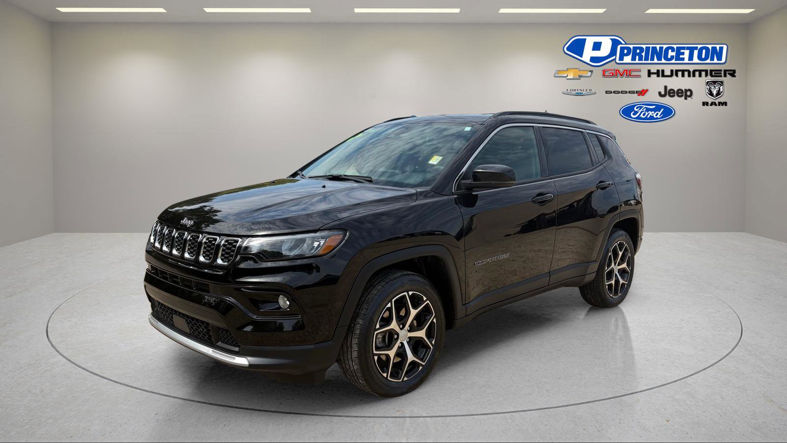 Used 2024 Jeep Compass Limited image 3
