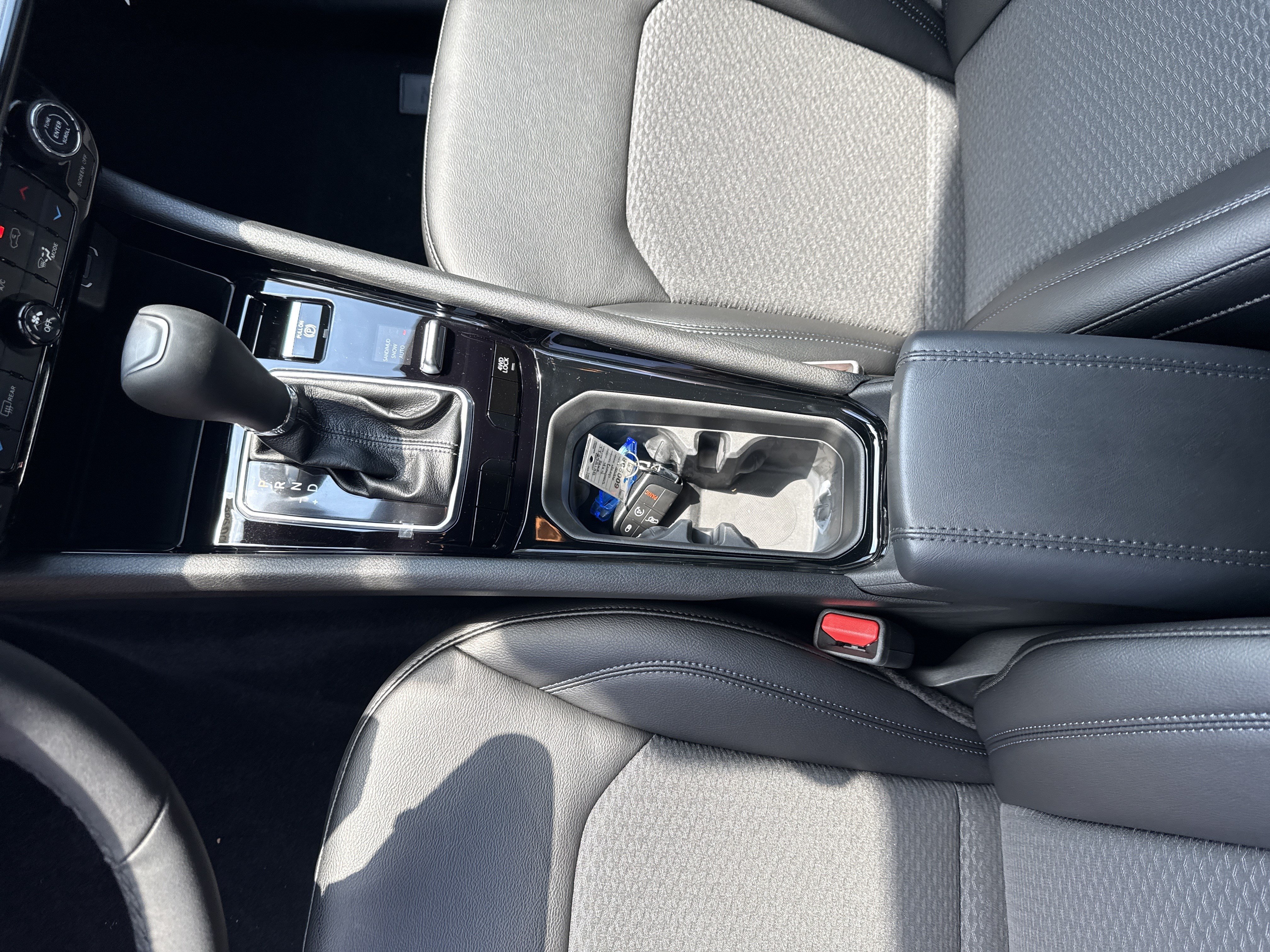 New 2026 Jeep Compass Latitude AWD/4WD image 29