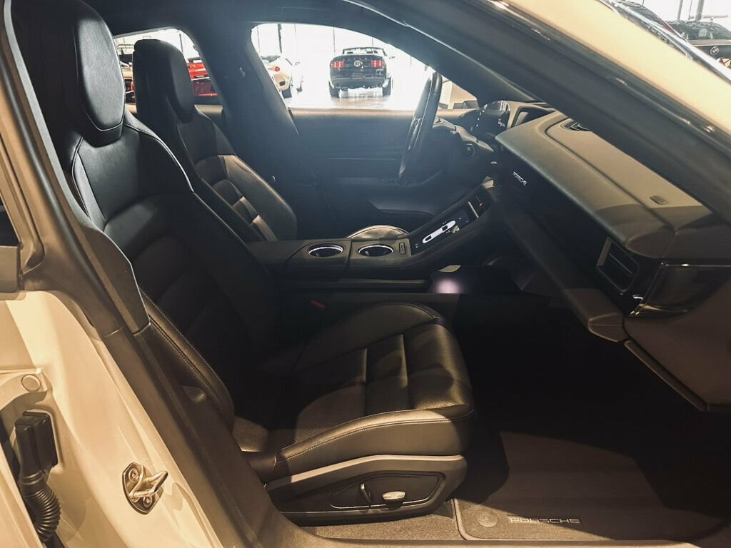 Used 2021 Porsche Taycan 4S AWD/4WD image 26
