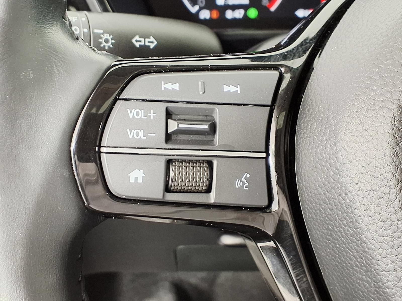 Used 2024 Honda CR-V EX-L image 17