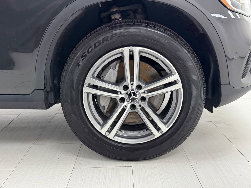 Used 2022 Mercedes-Benz GLC 300 4MATIC image 44