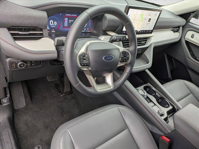 New 2026 Ford Explorer Active w/ Active Comfort Package AWD/4WD image 3