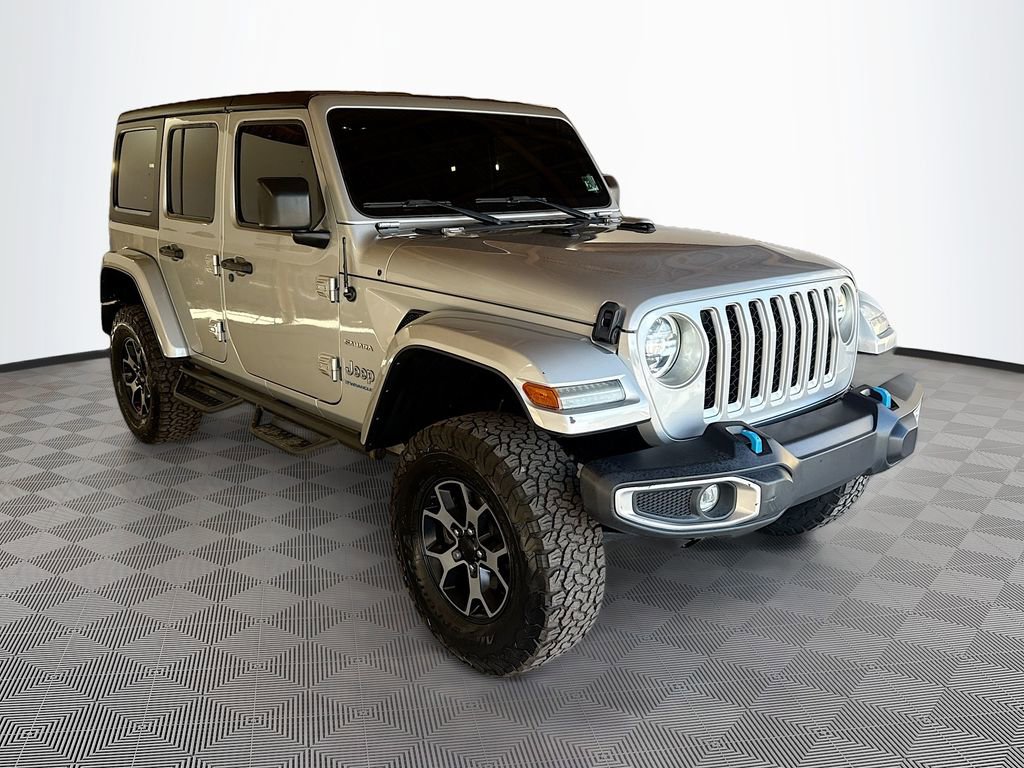 Used 2023 Jeep Wrangler Unlimited Sahara w/ Cold Weather Group image 4