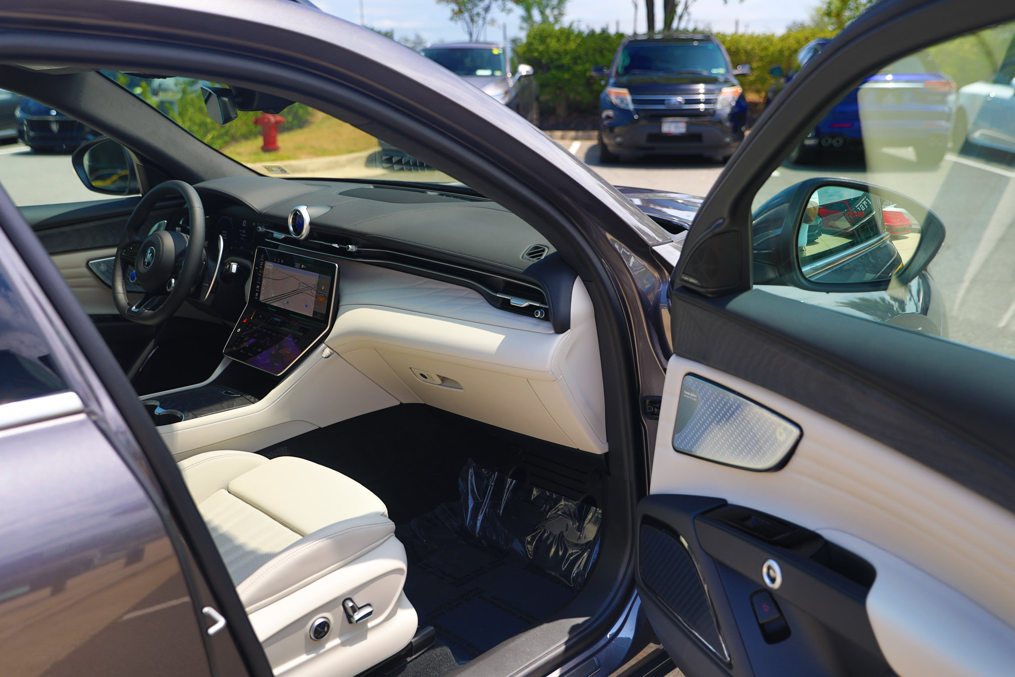 Used 2024 Maserati Grecale GT AWD/4WD image 48