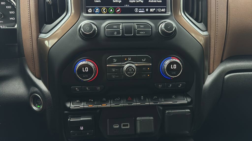 Used 2021 Chevrolet Silverado 1500 High Country w/ Technology Package image 14