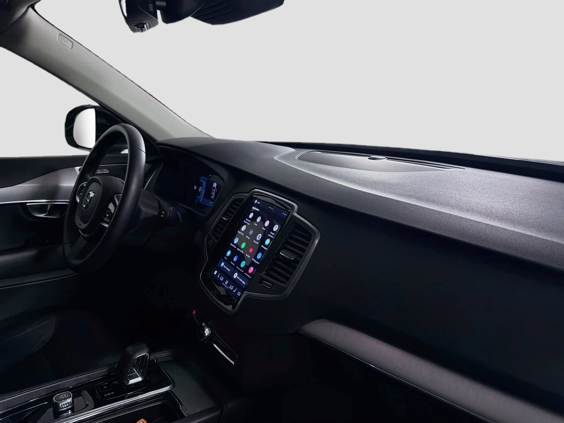 Certified 2023 Volvo XC90 B5 Core w/ Protection Package Premier AWD/4WD image 31