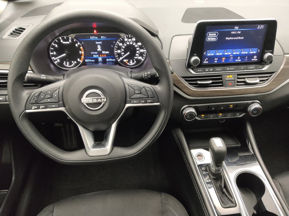 Used 2023 Nissan Altima 2.5 SV image 22