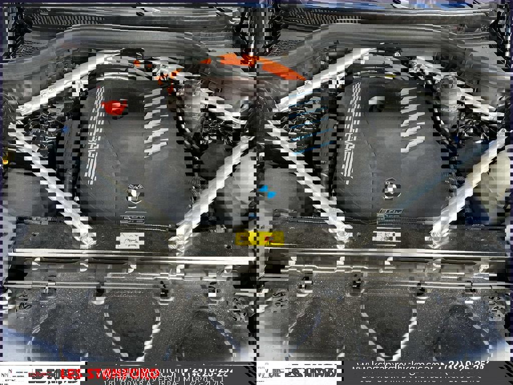 Used 2021 BMW X5 xDrive45e w/ Premium Package image 12