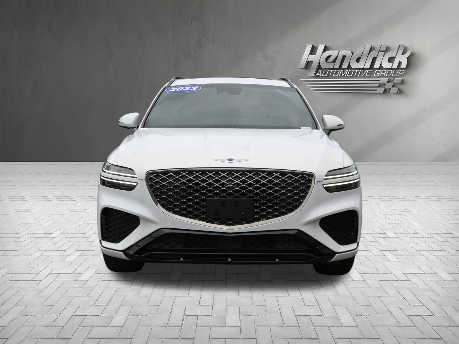 Used 2023 Genesis GV70 2.5T w/ Sport Prestige Package AWD/4WD image 3
