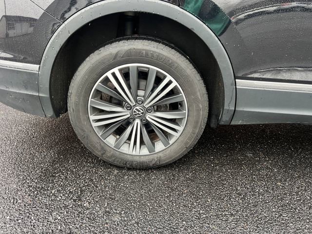 Used 2024 Volkswagen Tiguan Wolfsburg Edition image 13