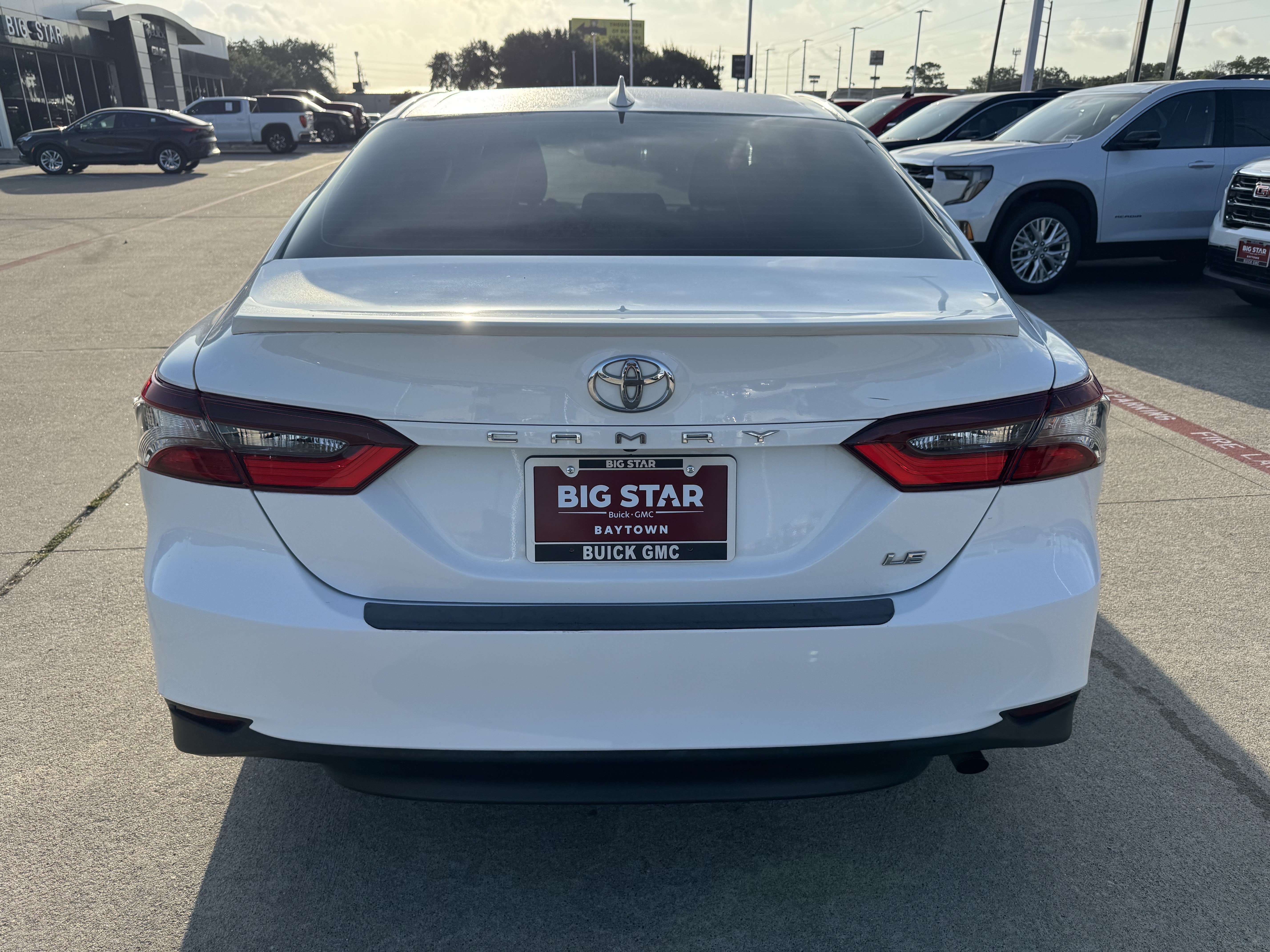 Used 2023 Toyota Camry LE FWD image 7
