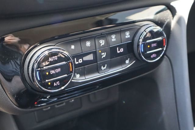Used 2023 Buick Encore GX Select FWD image 24