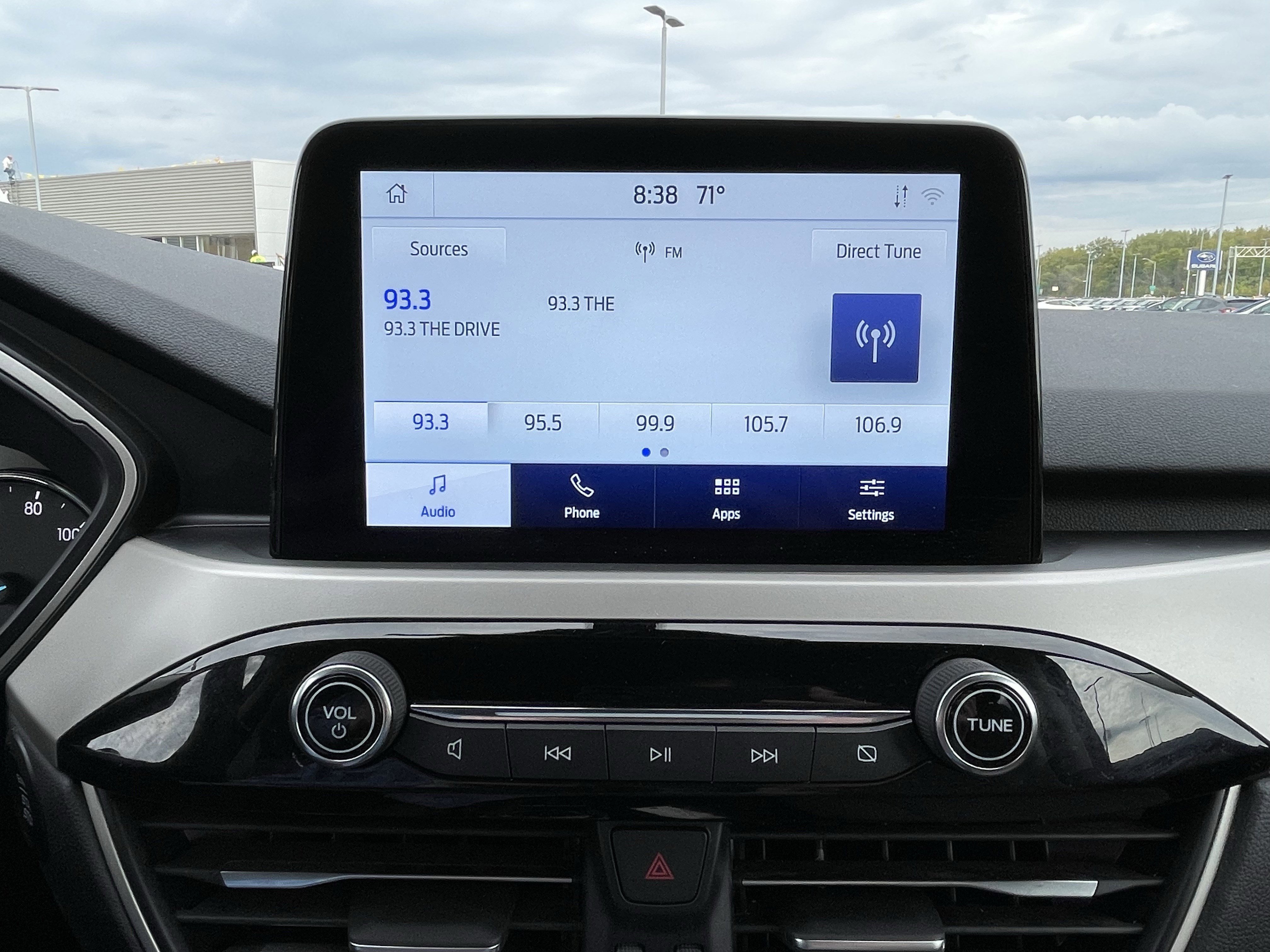 Used 2022 Ford Escape SE w/ Cold Weather Package image 26