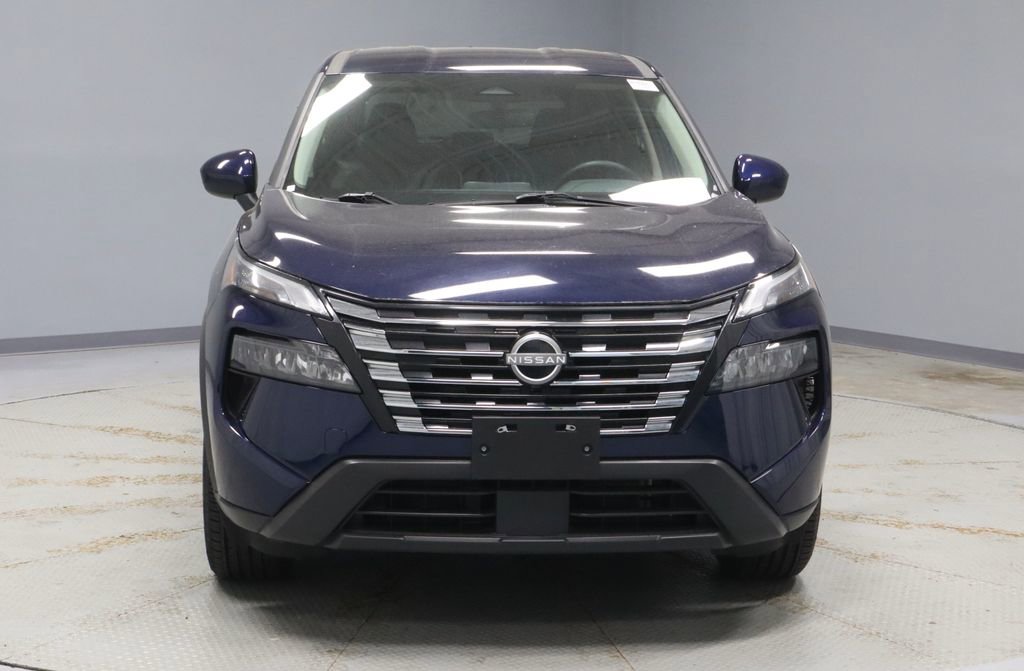 Certified 2025 Nissan Rogue SV AWD/4WD image 7