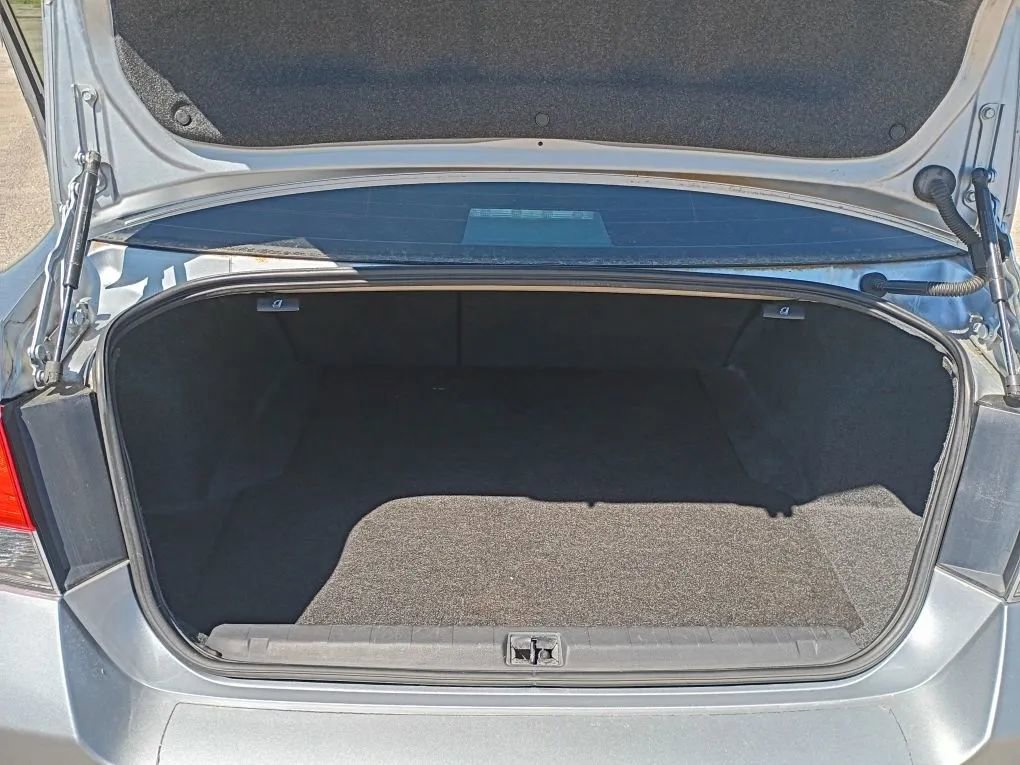 Used 2013 Subaru Legacy 2.5i Sport image 18