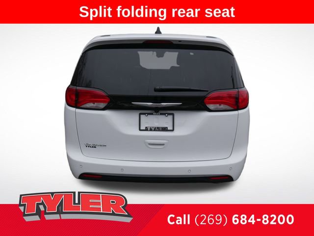 New 2026 Chrysler Voyager LX image 7