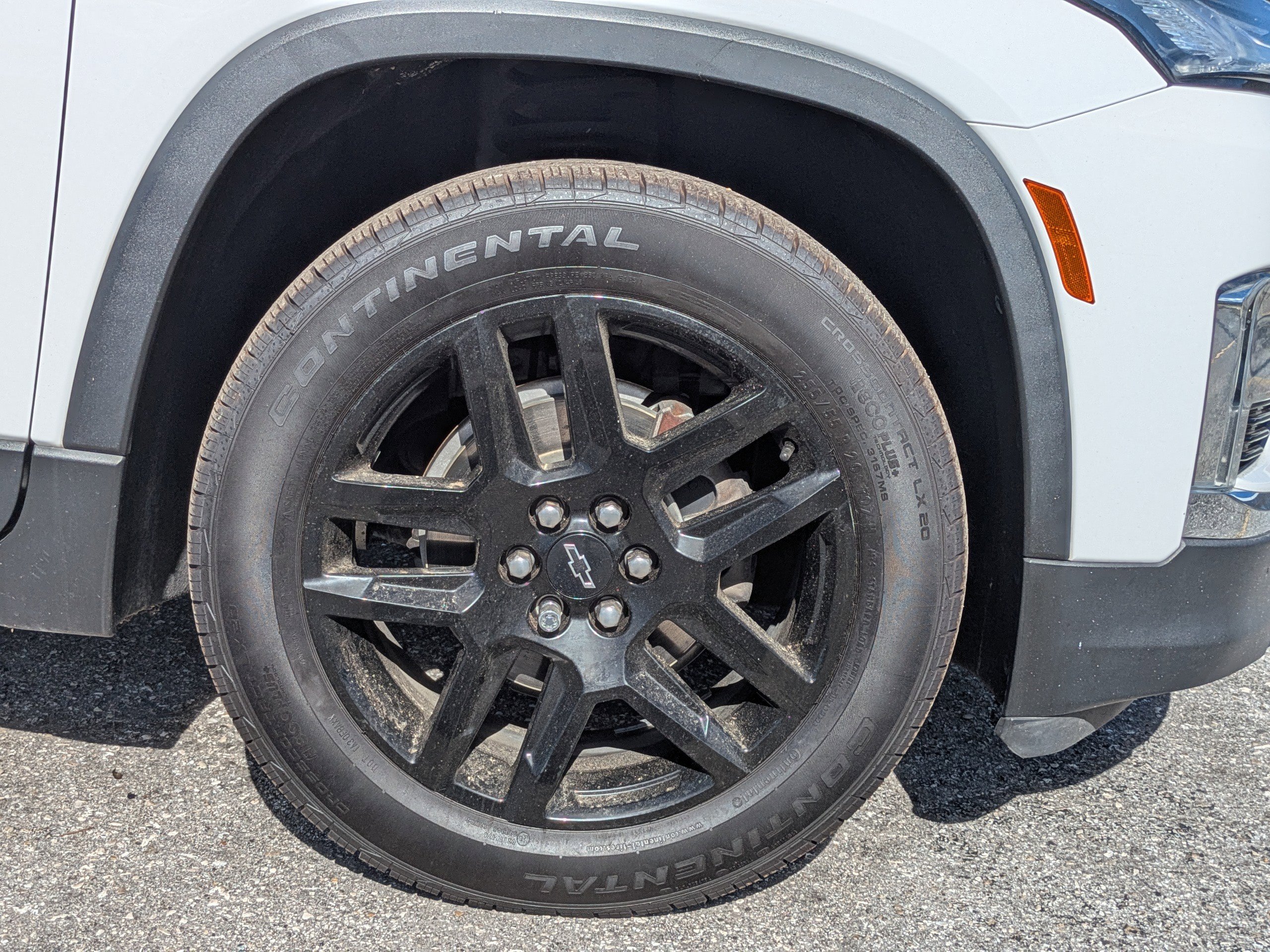 Used 2022 Chevrolet Traverse LS FWD image 11