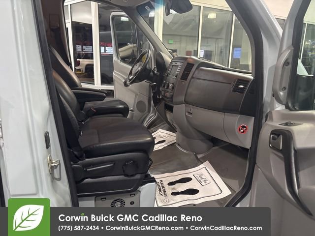 Used 2016 Mercedes-Benz Sprinter 2500 image 24