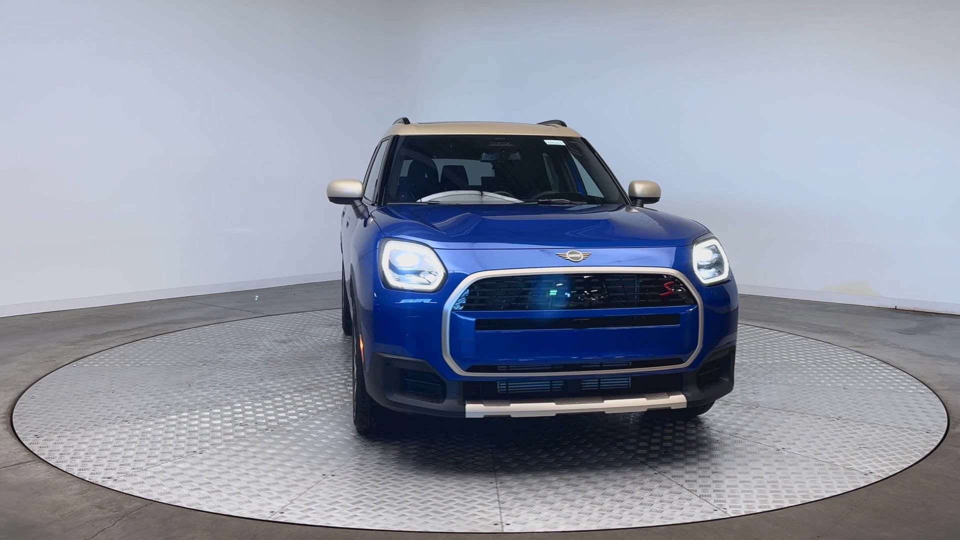 Certified 2026 MINI Cooper Countryman S w/ Comfort Package Max AWD/4WD image 3