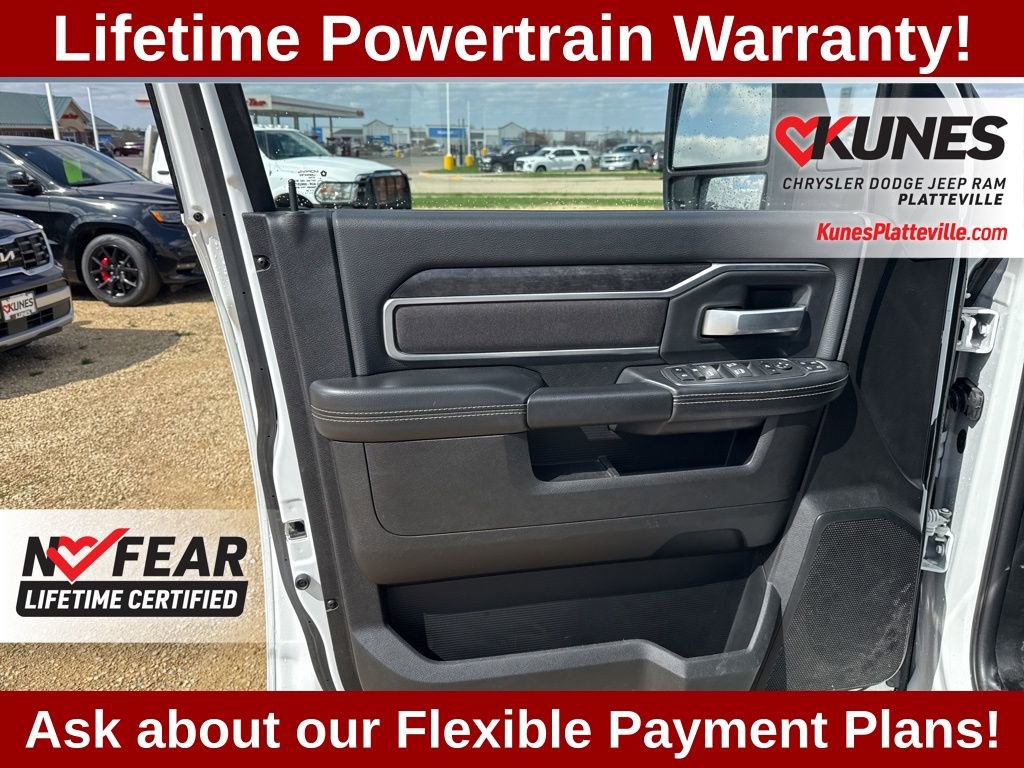 Used 2024 RAM 3500 Big Horn AWD/4WD image 12