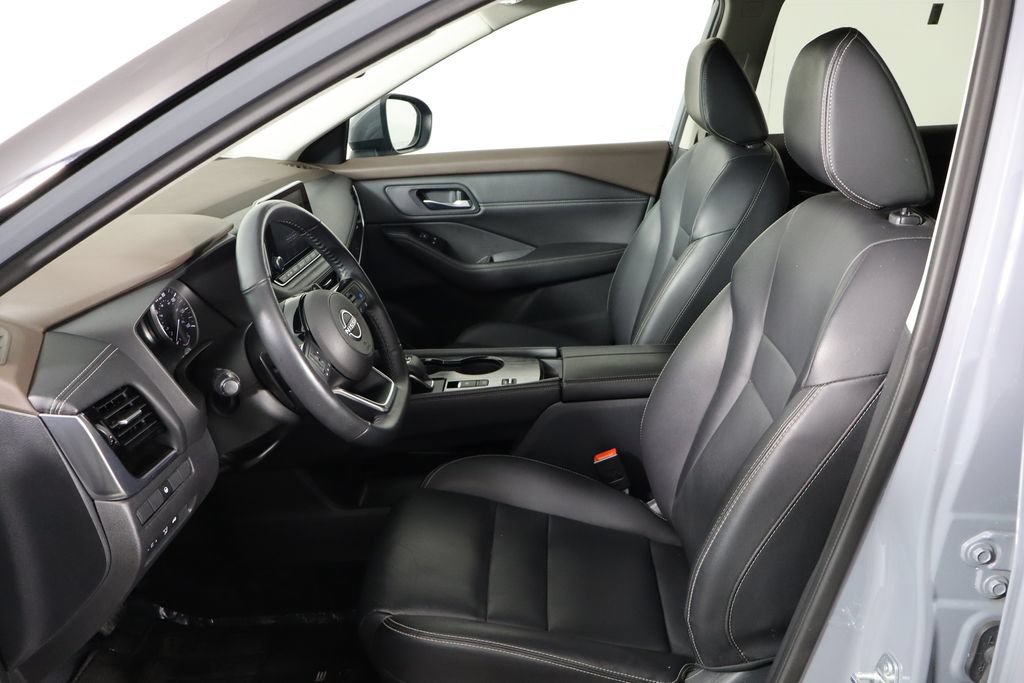 Used 2023 Nissan Rogue SL FWD image 14