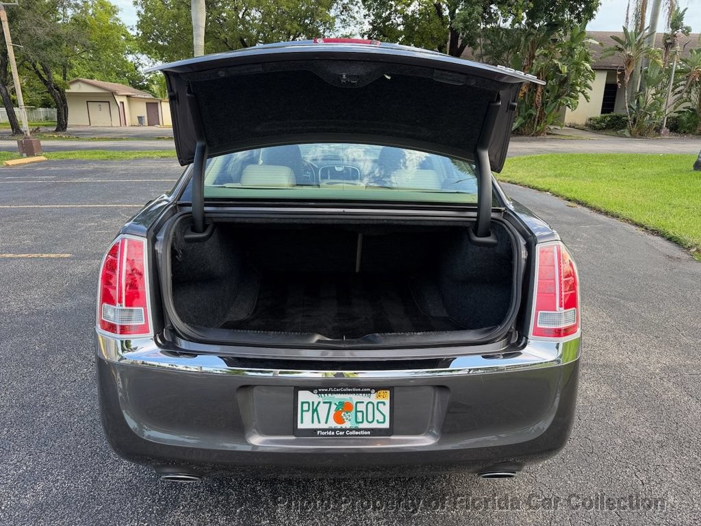 Used 2013 Chrysler 300 C RWD image 85