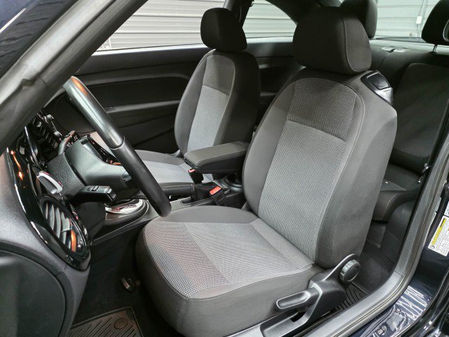 Used 2019 Volkswagen Beetle 2.0T S FWD image 13