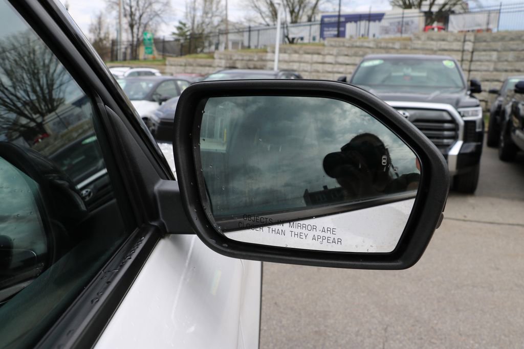 Used 2021 Ford Explorer ST w/ ST Street Pack image 33