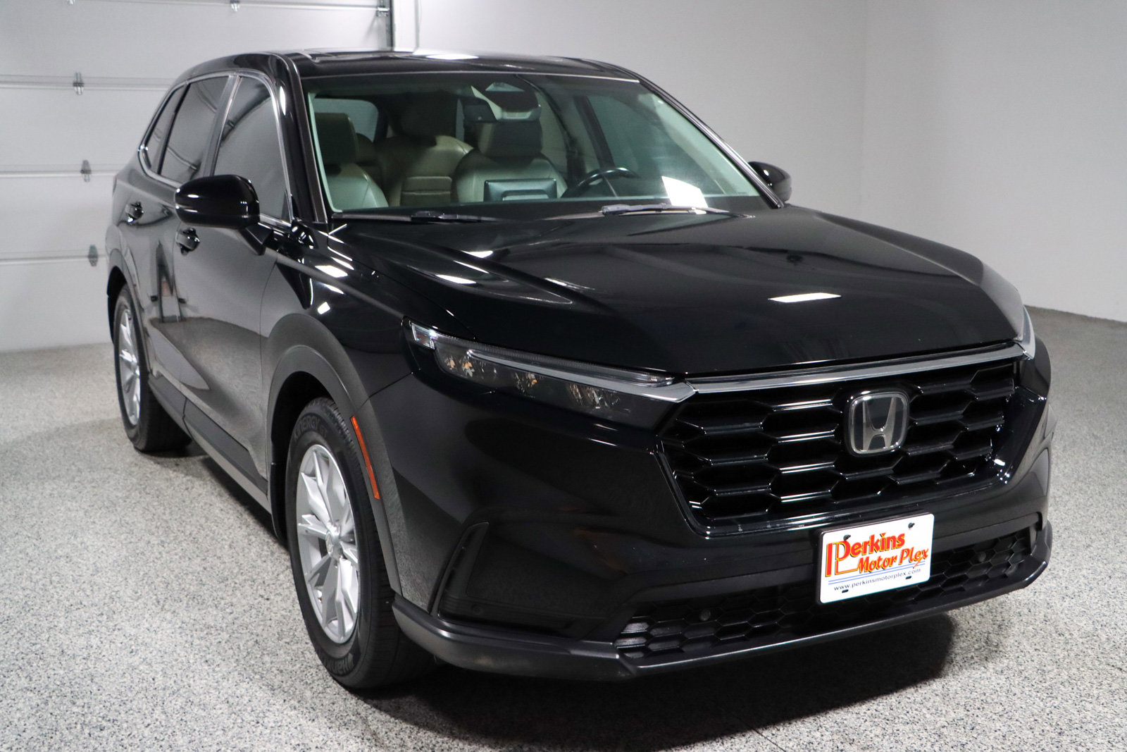 Used 2023 Honda CR-V EX-L image 5