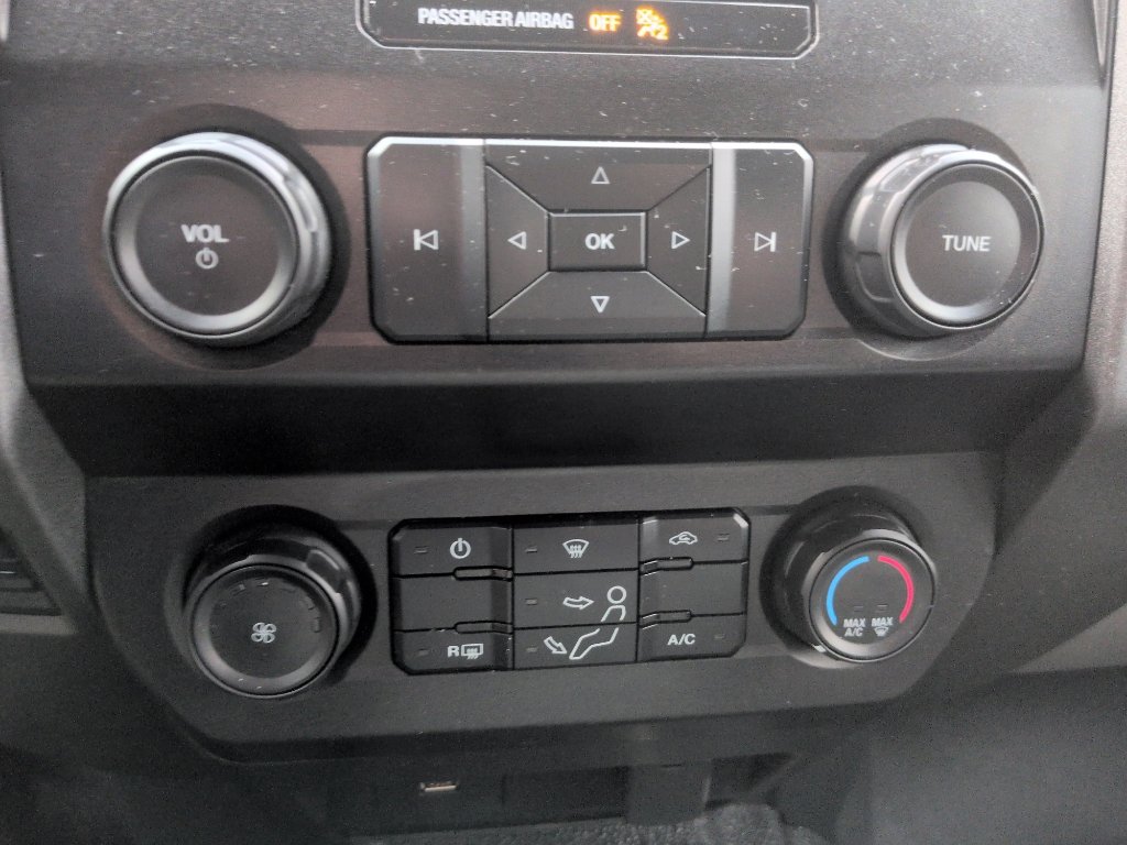 Used 2022 Ford F250 XL w/ STX Appearance Package image 13