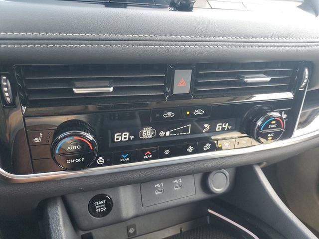 Certified 2025 Nissan Rogue SL w/ Tech Package image 22