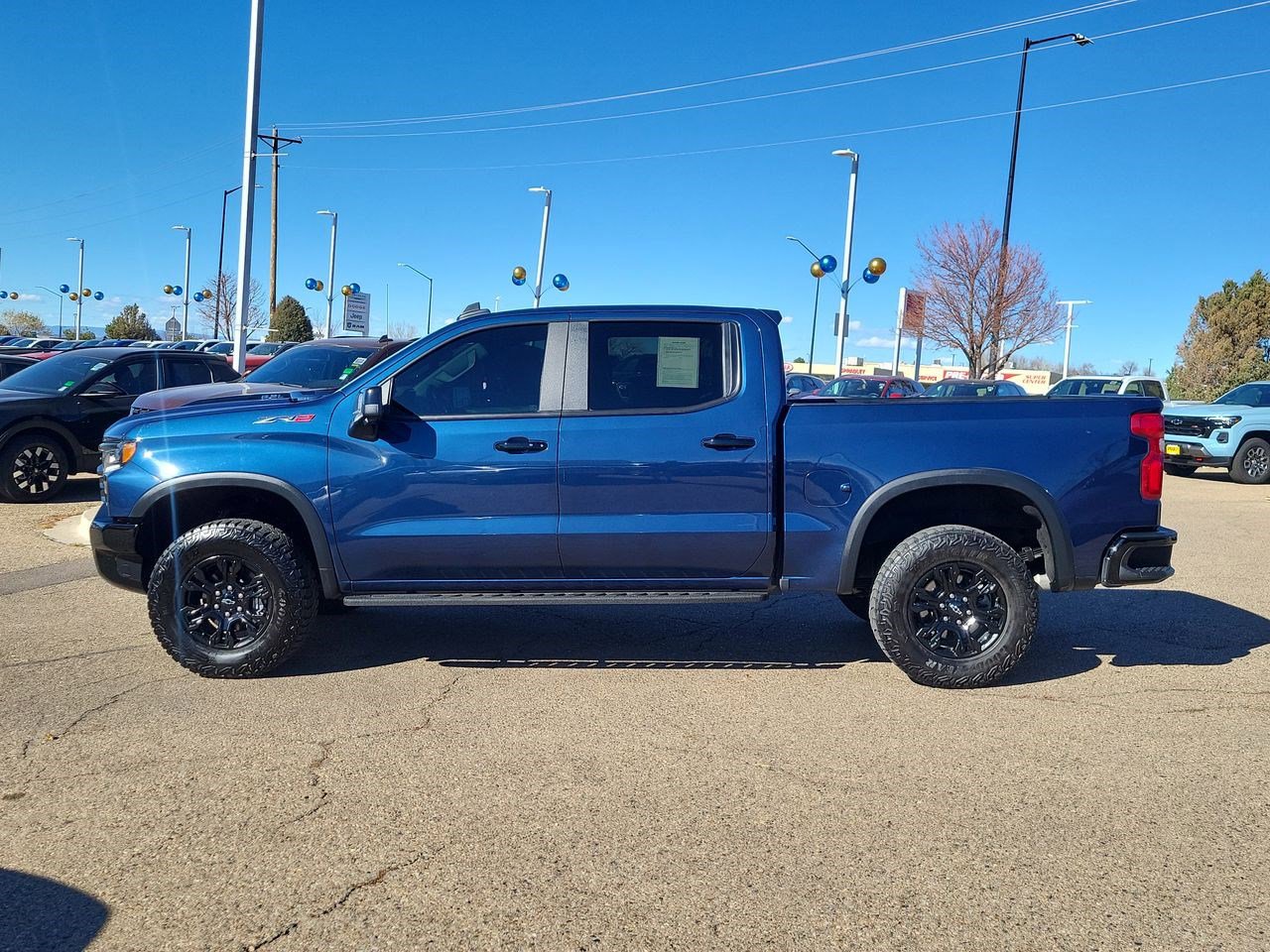 Used 2023 Chevrolet Silverado 1500 ZR2 w/ Technology Package image 5