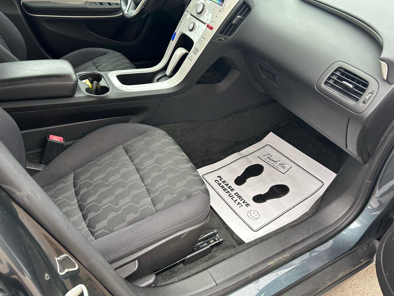 Used 2013 Chevrolet Volt w/ Comfort Package image 12