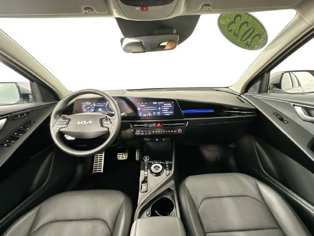 Used 2023 Kia Niro Wave w/ Wave Preserve Package FWD image 10