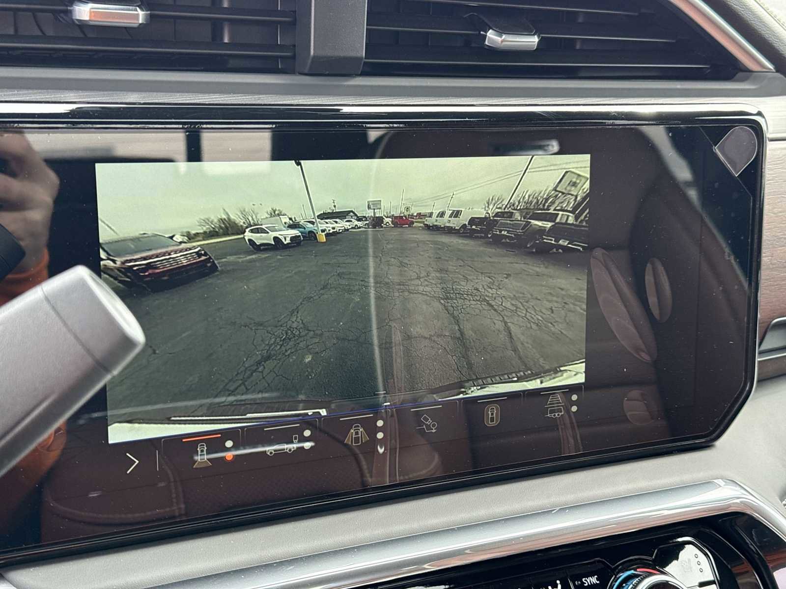 New 2026 GMC Sierra 3500 Denali Ultimate w/ LPO, Black Badging Package image 22