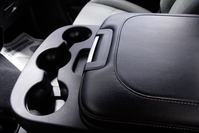 Used 2024 RAM 2500 Tradesman w/ Chrome Appearance Group image 17