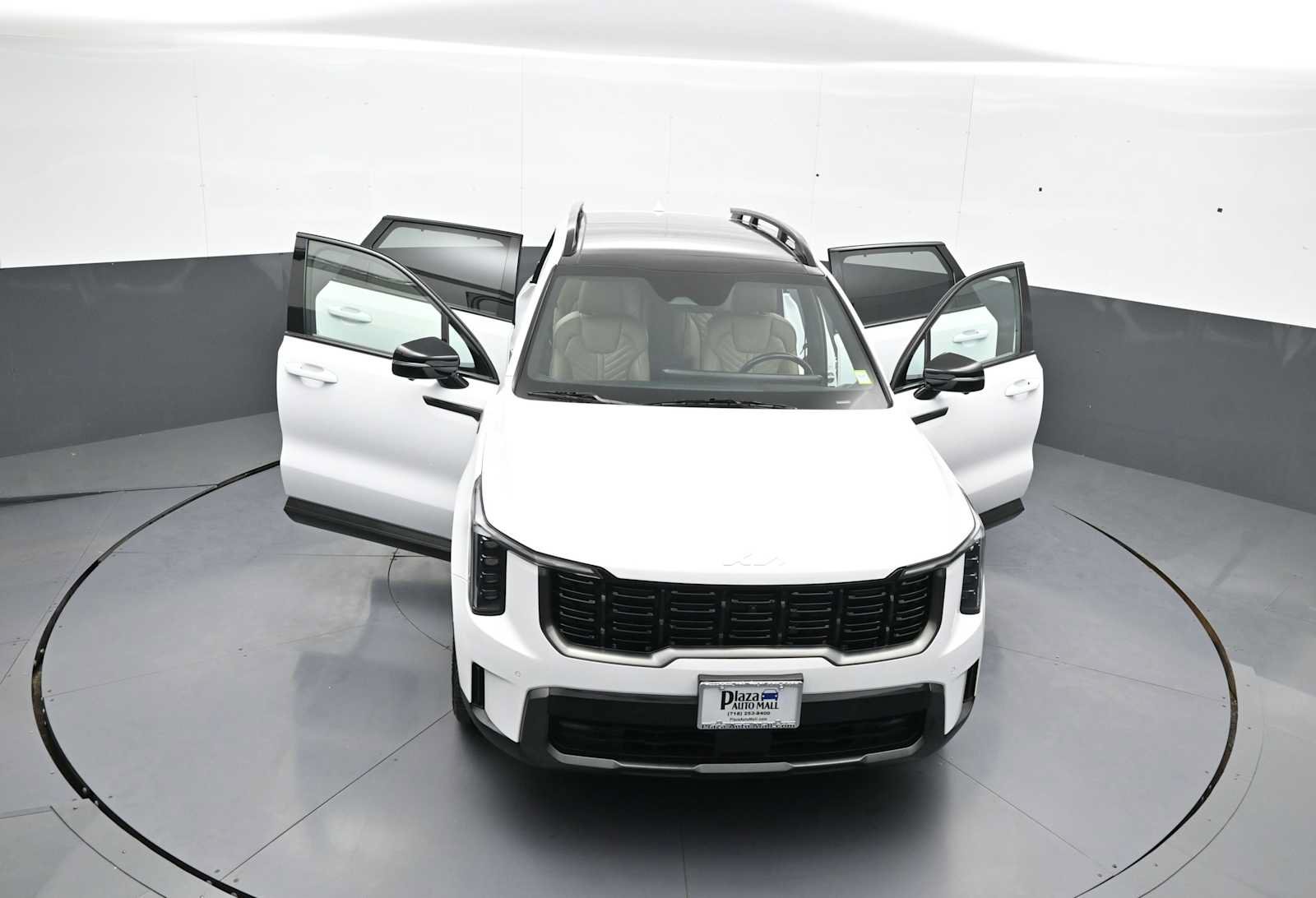 Certified 2024 Kia Sorento SX Prestige w/ Olive Brown Leather Package AWD/4WD image 47