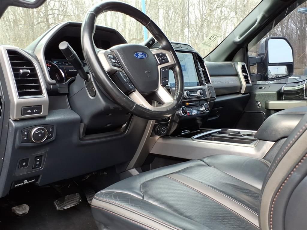 Certified 2022 Ford F450 Platinum w/ FX4 Off-Road Package image 12