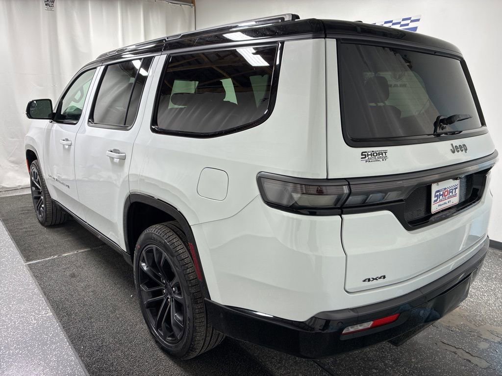 New 2026 Jeep Grand Wagoneer Summit w/ Premium Group III image 8