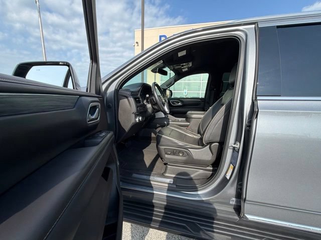 Used 2021 GMC Yukon SLT RWD image 9